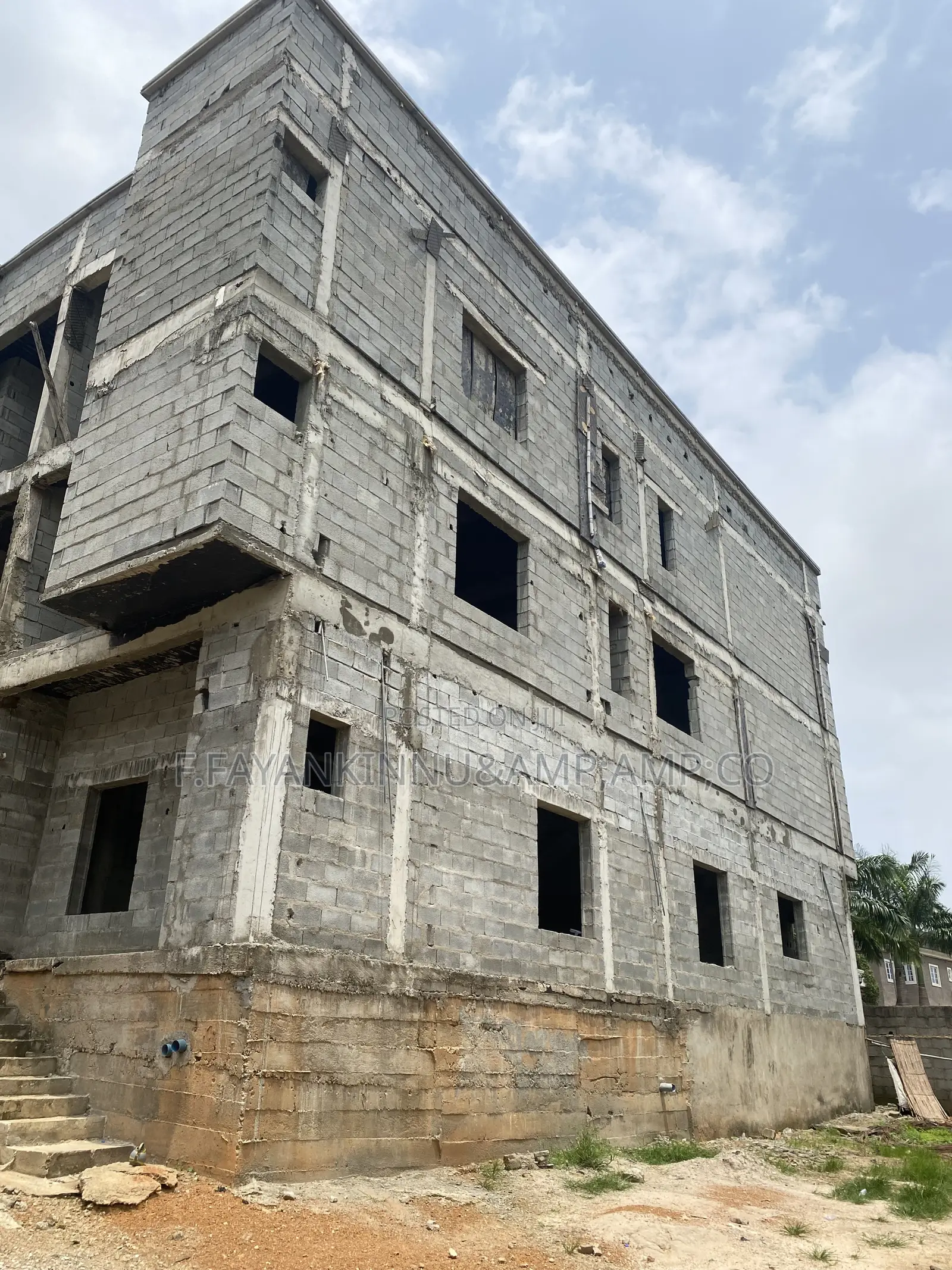 4bdrm Duplex in Utako for sale in Utako