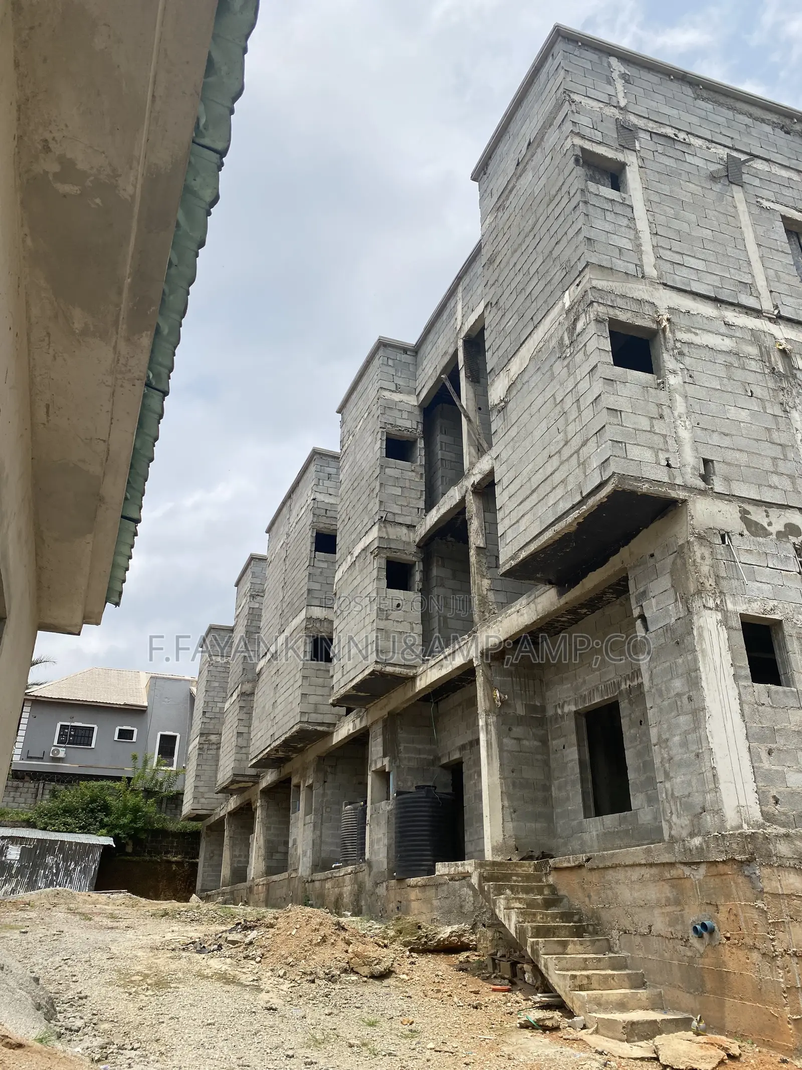 4bdrm Duplex in Utako for sale in Utako
