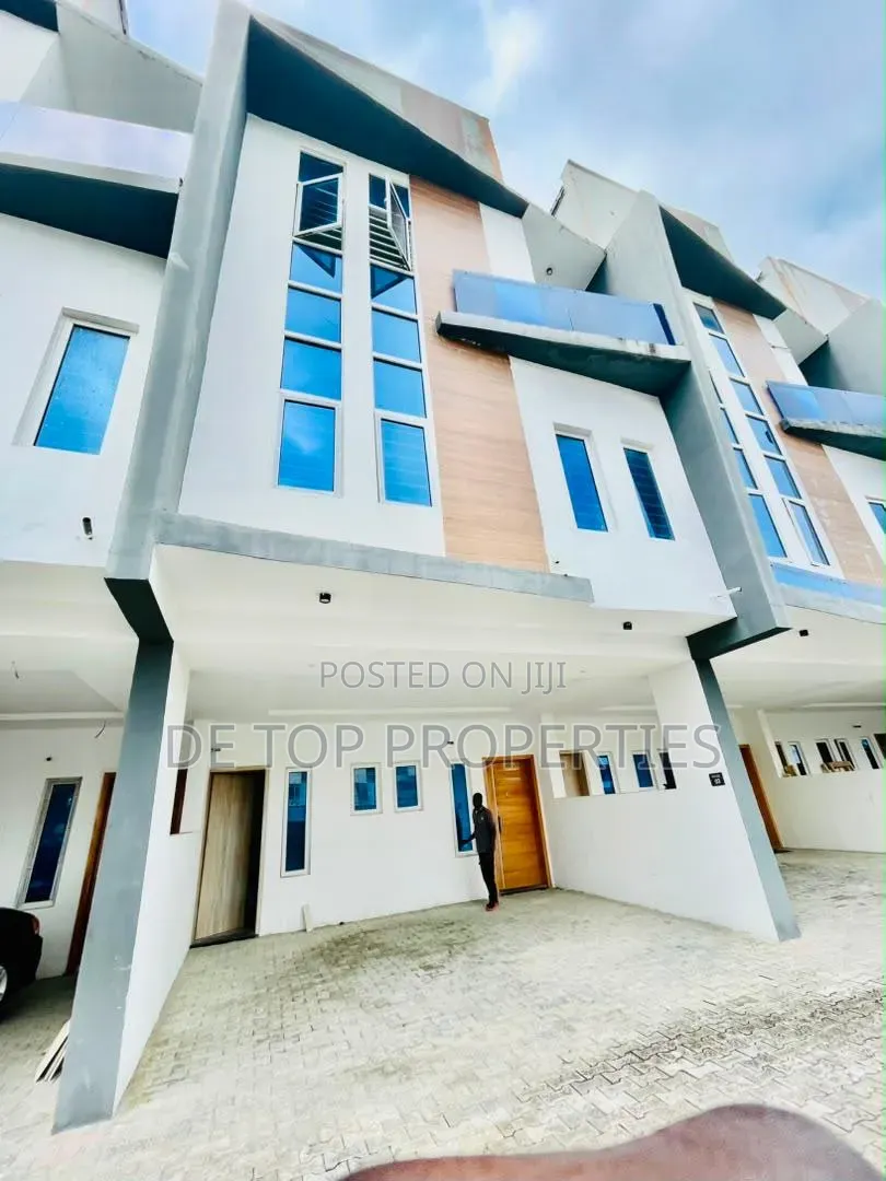 3bdrm Duplex in Lekki, Ikate for rent in Ikate