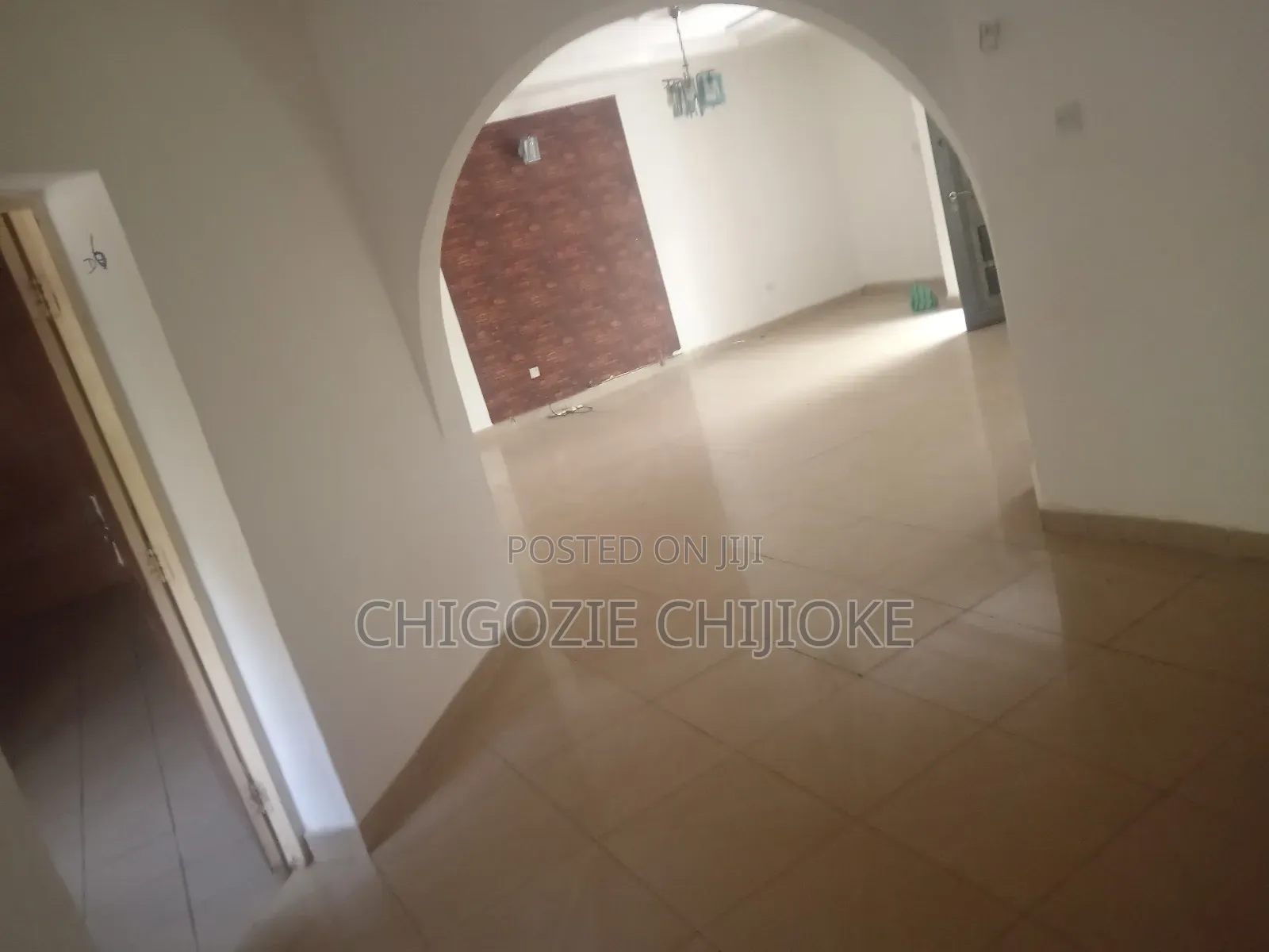 3bdrm Block of Flats in Private Apartment, Utako for rent in Utako