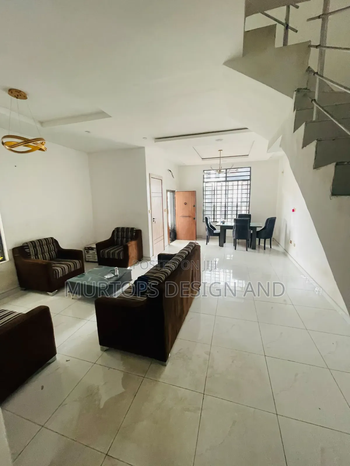 4bdrm Duplex in Chevron for rent in Chevron