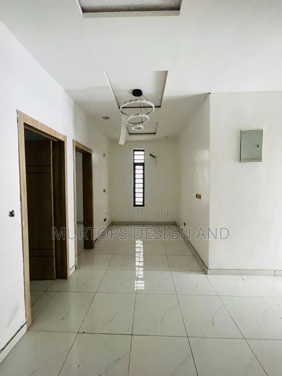 4bdrm Duplex in Chevron for rent in Chevron