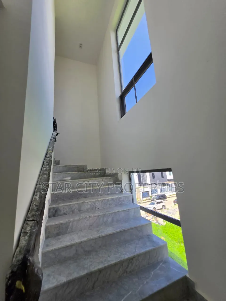 5bdrm Duplex in Banana Island Ikoyi for sale in Banana Island