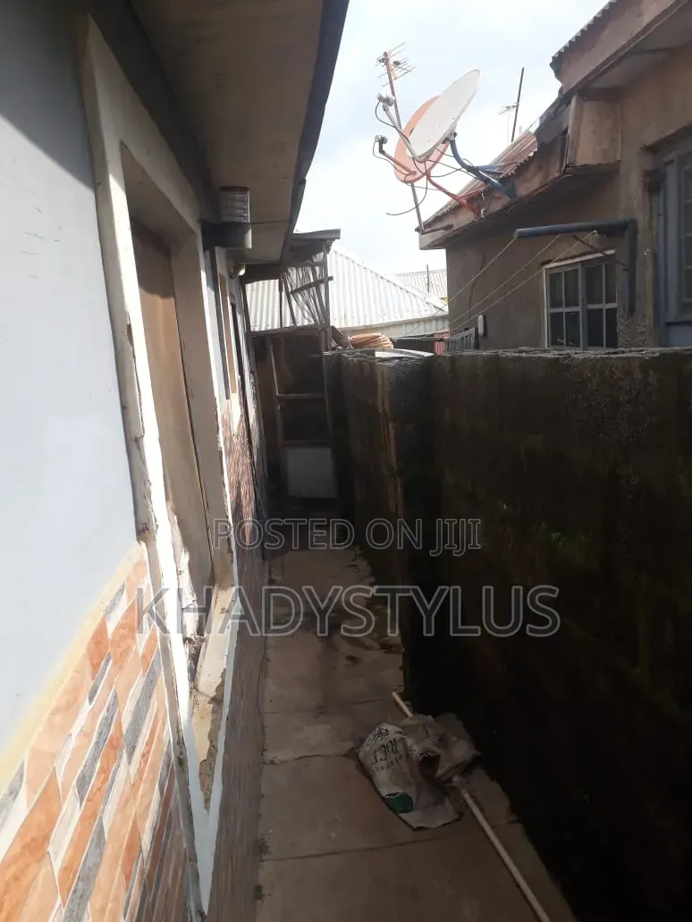 2bdrm Bungalow in Ushafa for sale in Ushafa