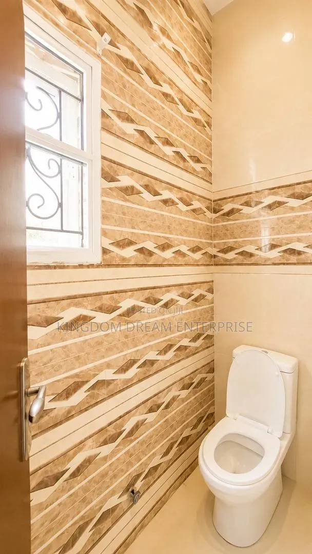 5bdrm House in Parkview Estate for rent in Parkview Estate