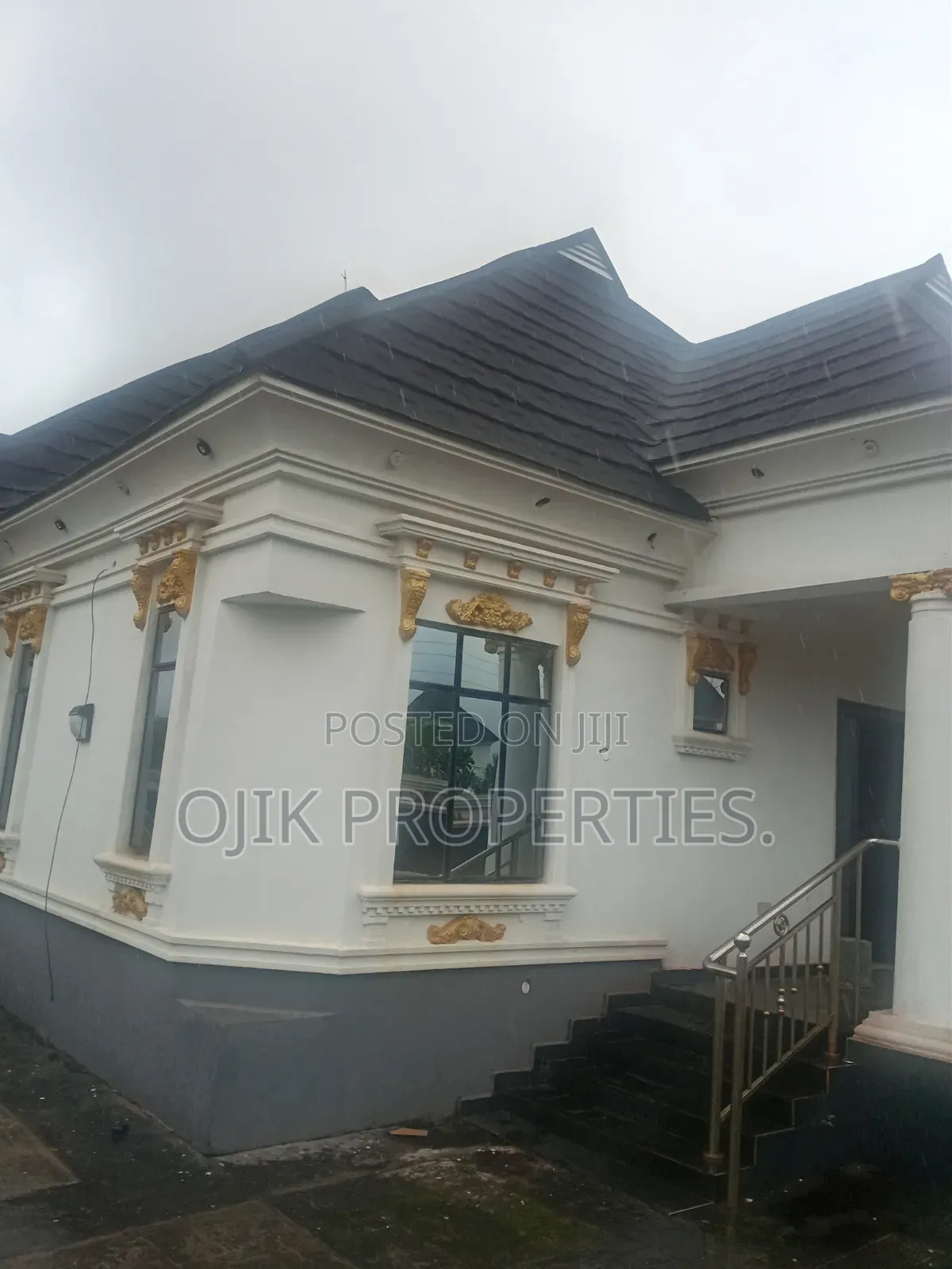 4bdrm Bungalow in Ojik Properties, Owerri for sale in Owerri