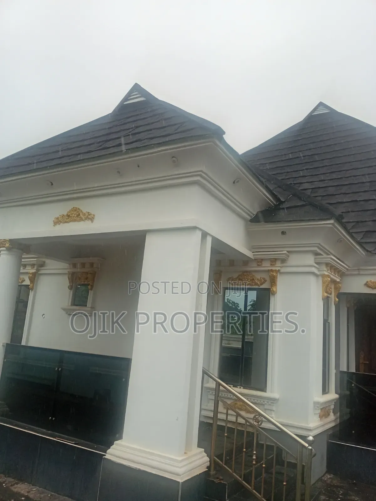 4bdrm Bungalow in Ojik Properties, Owerri for sale in Owerri