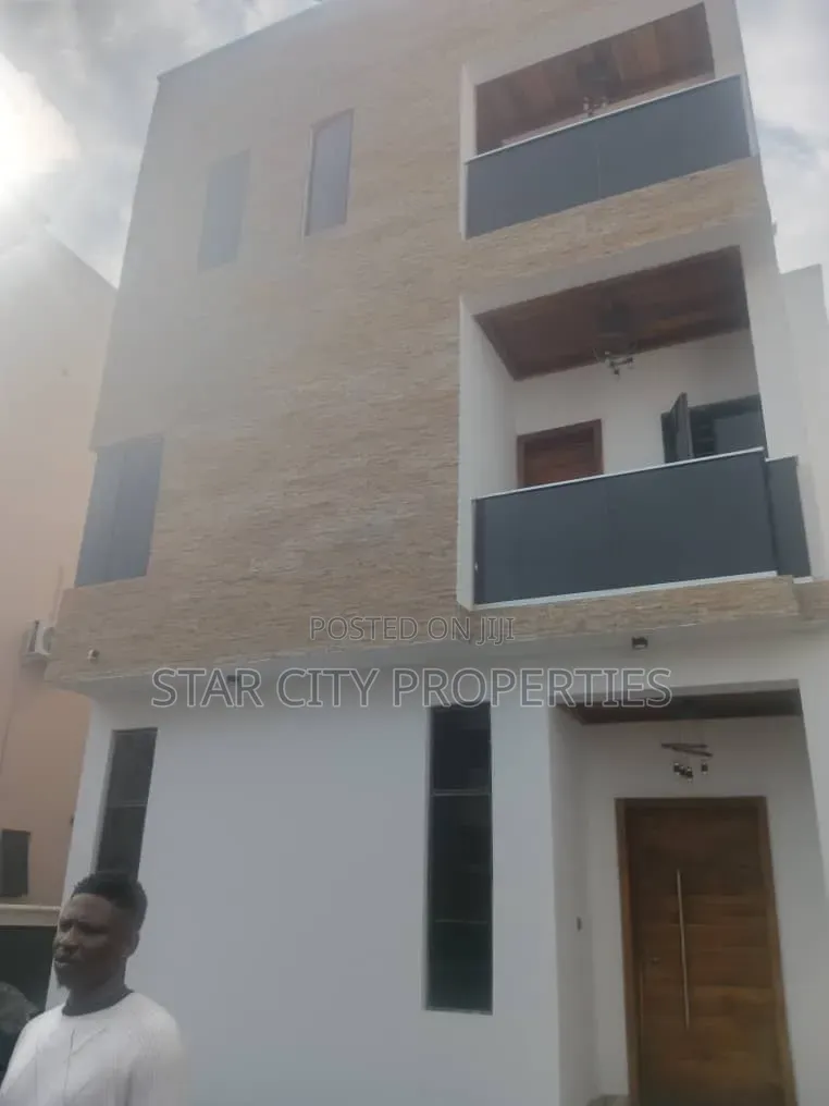 5bdrm Duplex in Ikeja Lagos for rent in Ikeja GRA