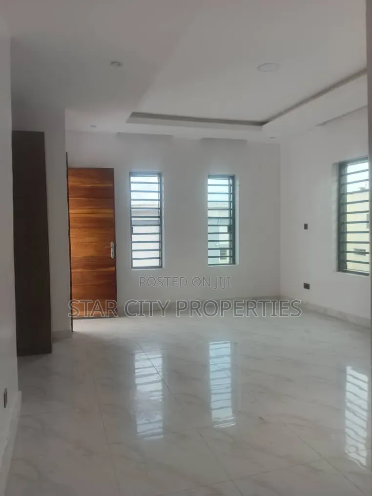 5bdrm Duplex in Ikeja Lagos for rent in Ikeja GRA