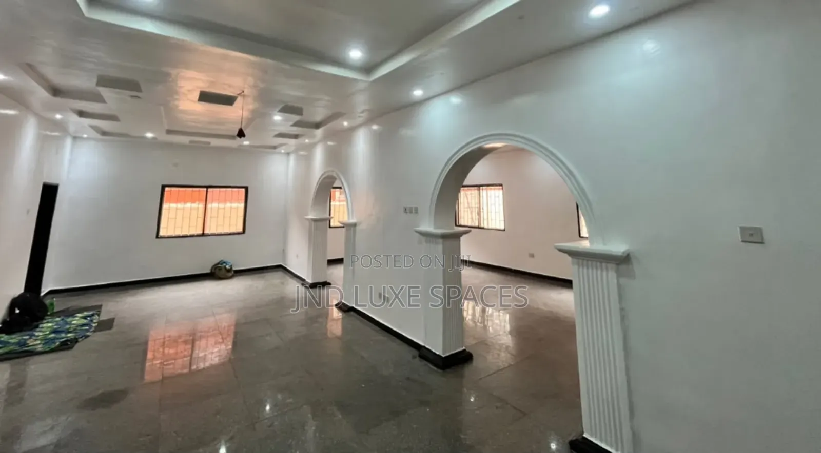 9-Bedroom Commercial Space at CMRoadad in Magodo