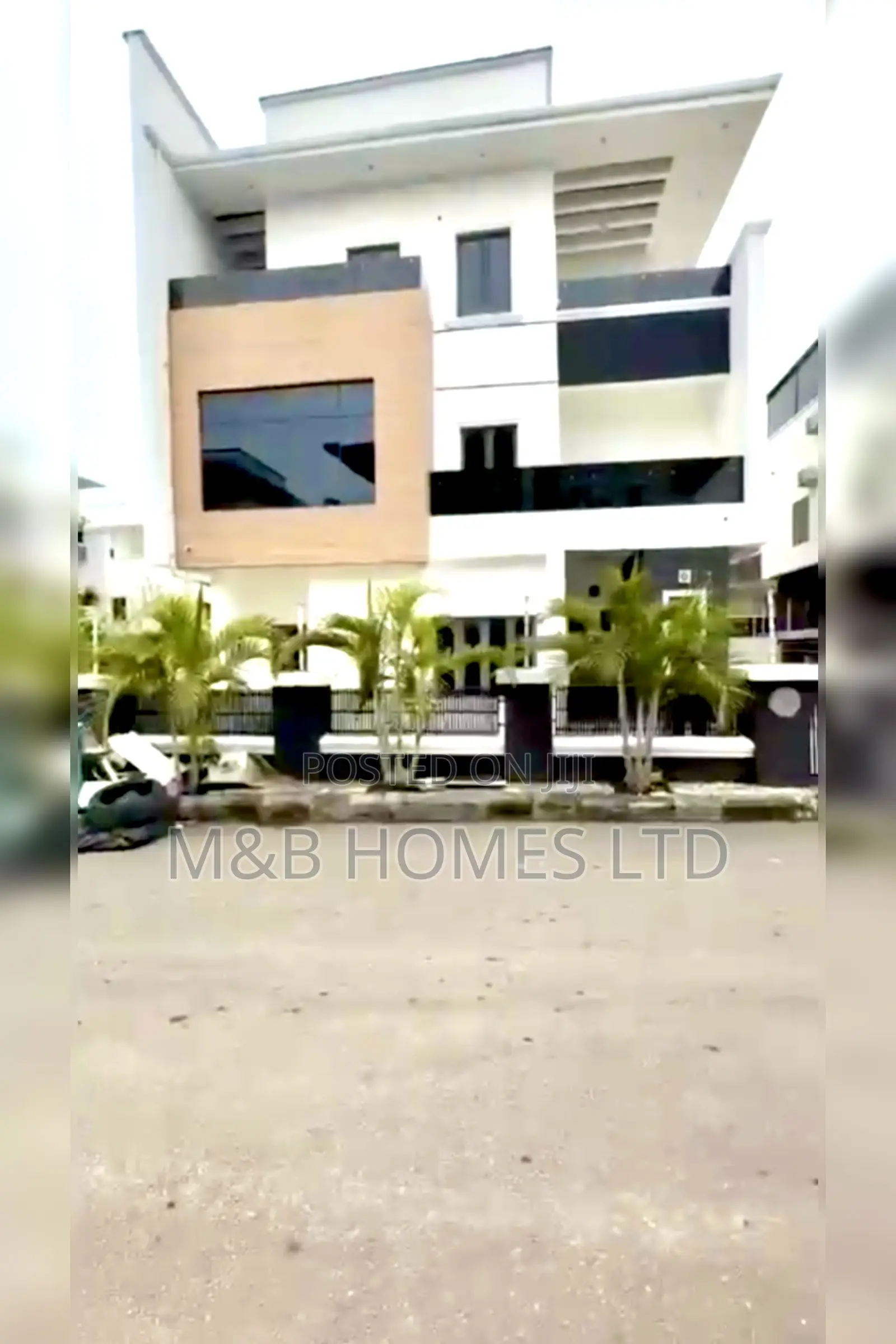 Furnished 5bdrm Duplex in Idu for sale in Idu