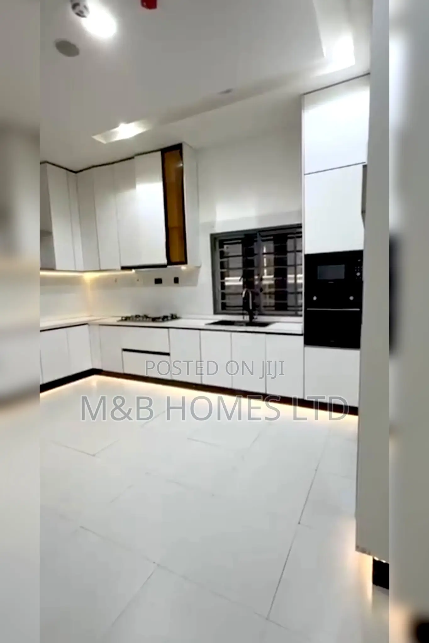Furnished 5bdrm Duplex in Idu for sale in Idu