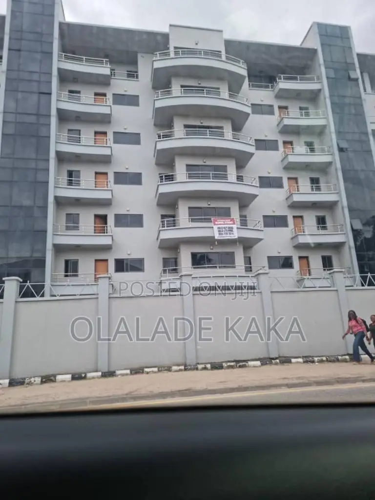 3bdrm Apartment in Old Ikoyi for rent in Old Ikoyi