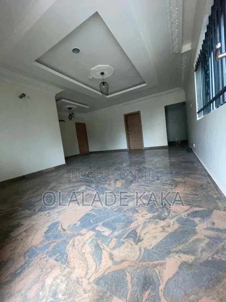3bdrm Apartment in Old Ikoyi for rent in Old Ikoyi