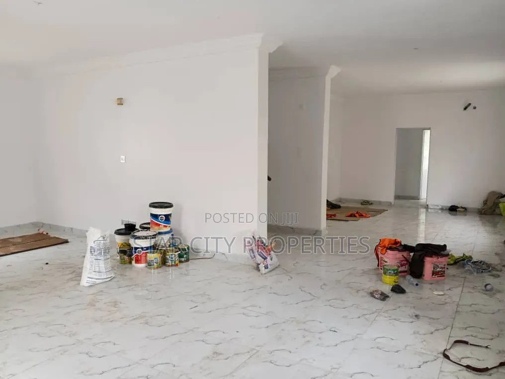 4bdrm Duplex in Ikeja Lagos, Adeniyi Jones for rent in Adeniyi Jones
