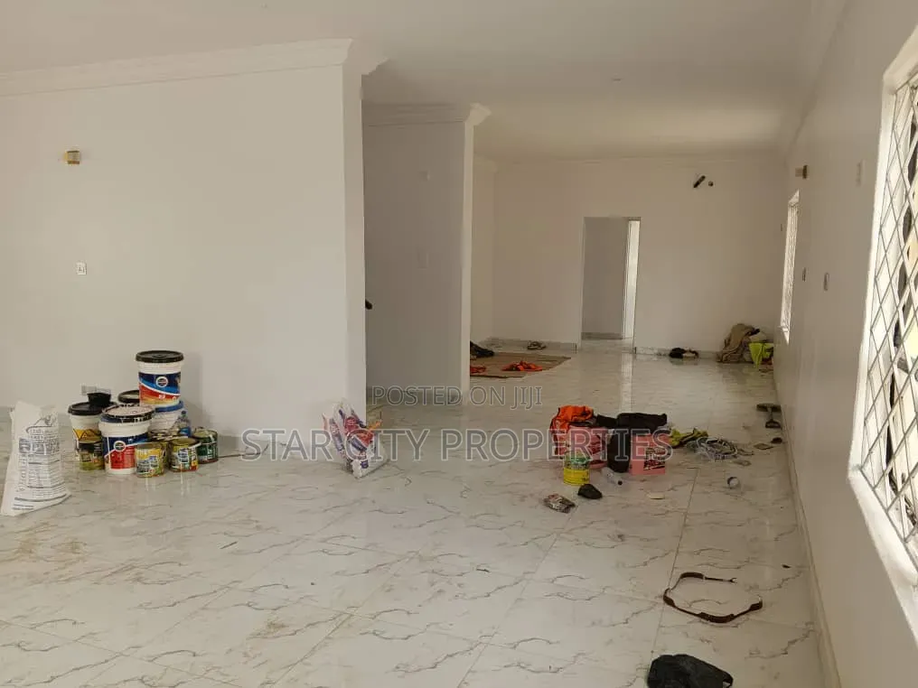 4bdrm Duplex in Ikeja Lagos, Adeniyi Jones for rent in Adeniyi Jones