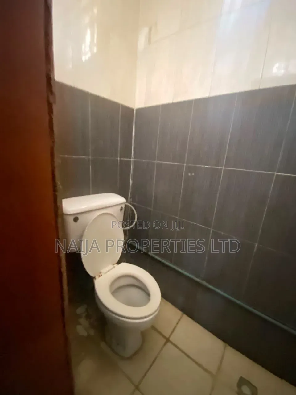 3bdrm Duplex in Off Ladipo Omotosho, Lekki Phase 1 for rent in Lekki Phase 1