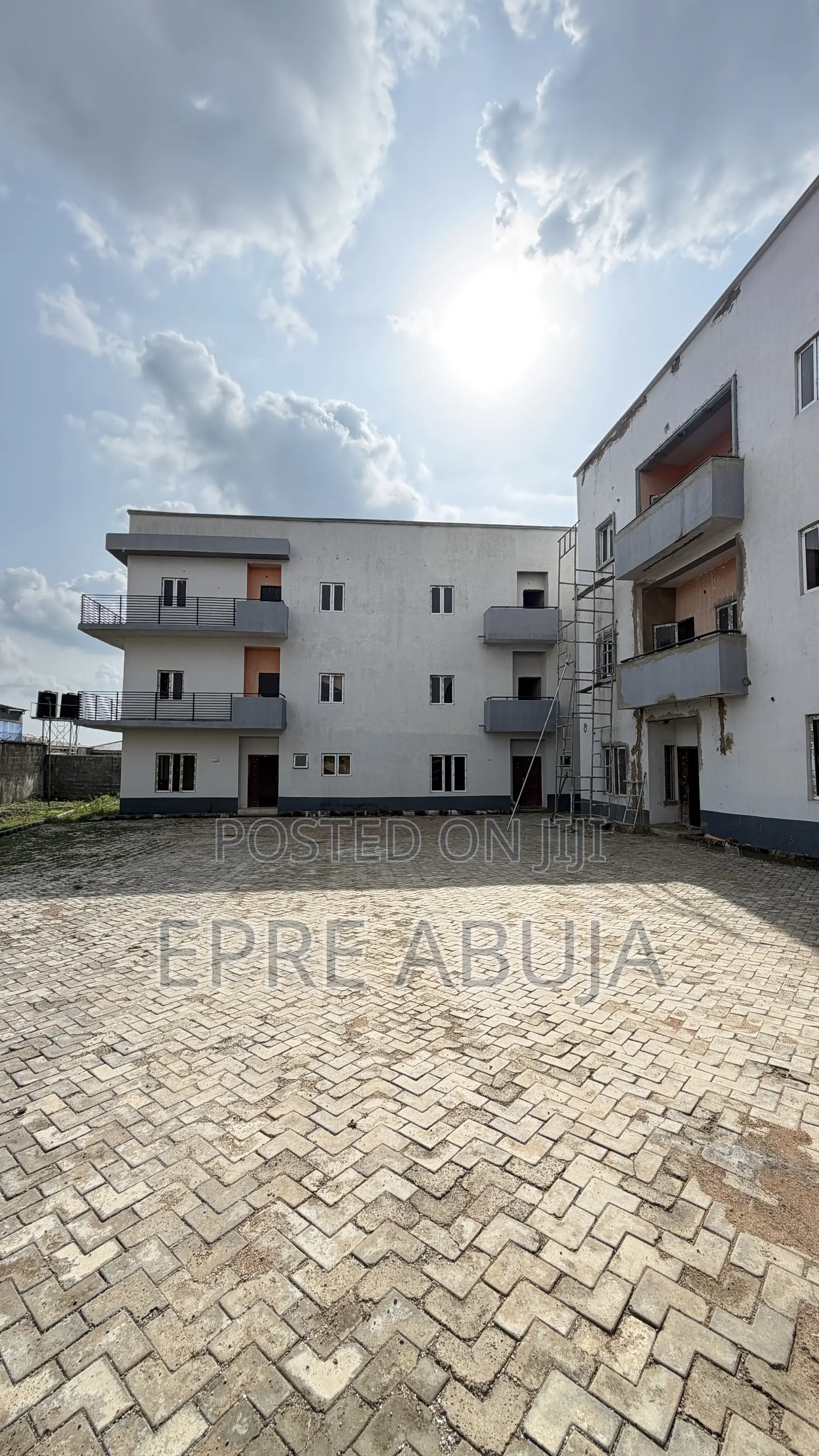 4bdrm Townhouse/Terrace in Gaduwa for sale in Gaduwa