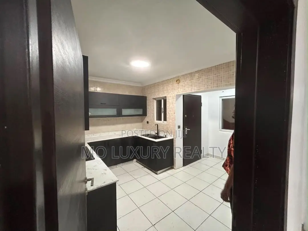 3bdrm Apartment in Ikoyi for rent in Ikoyi