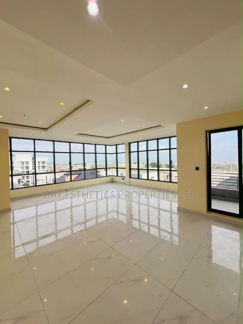 2bdrm Block of Flats in Ikate for sale in Ikate