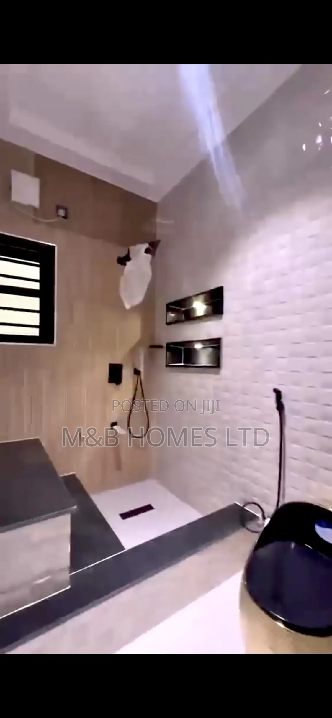 Furnished 4bdrm Duplex in Life Camp for sale in Life Camp