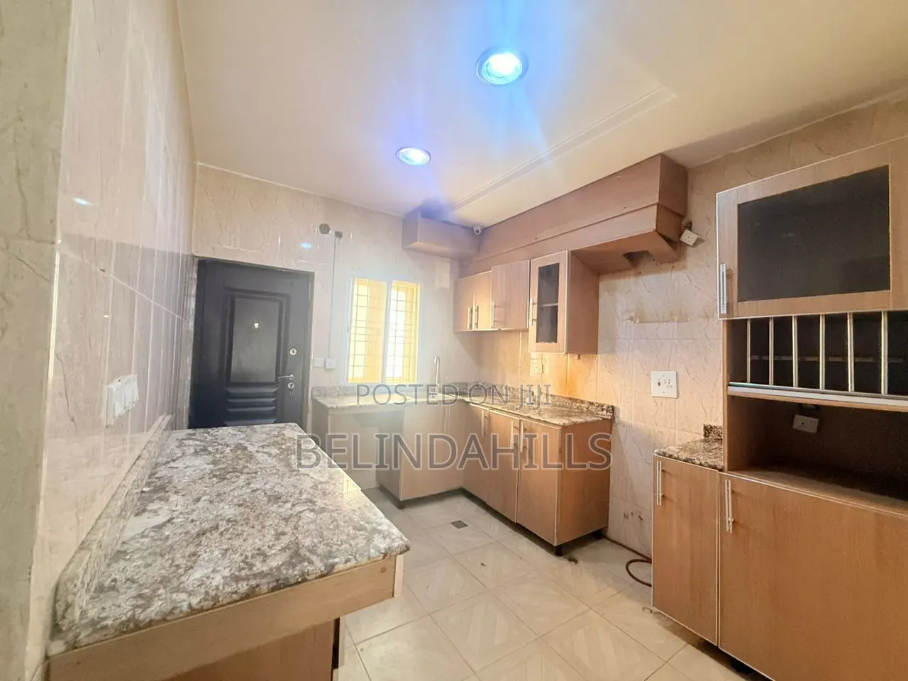 4bdrm Townhouse / Terrace in Apo Resettlement for rent in Apo Resettlement
