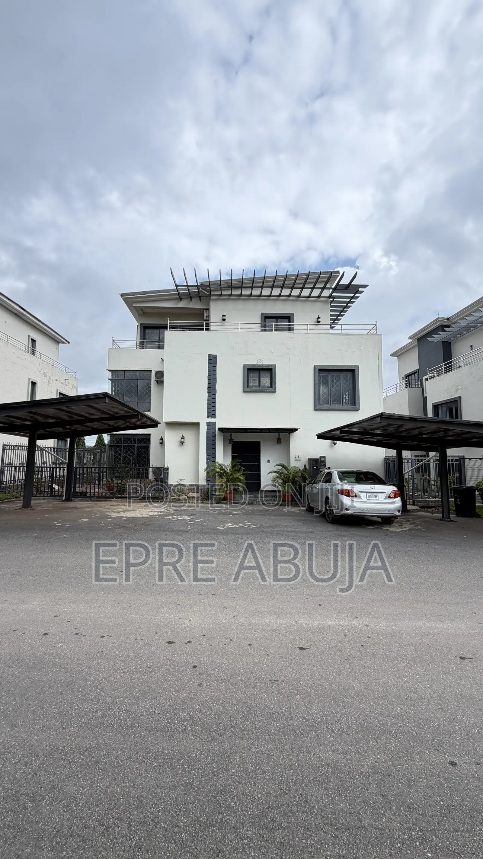7bdrm Duplex in Apo District for rent in Apo District
