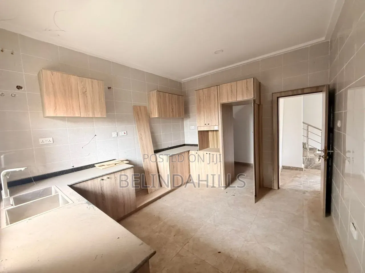 4bdrm Townhouse/Terrace in Kado for sale in Kado