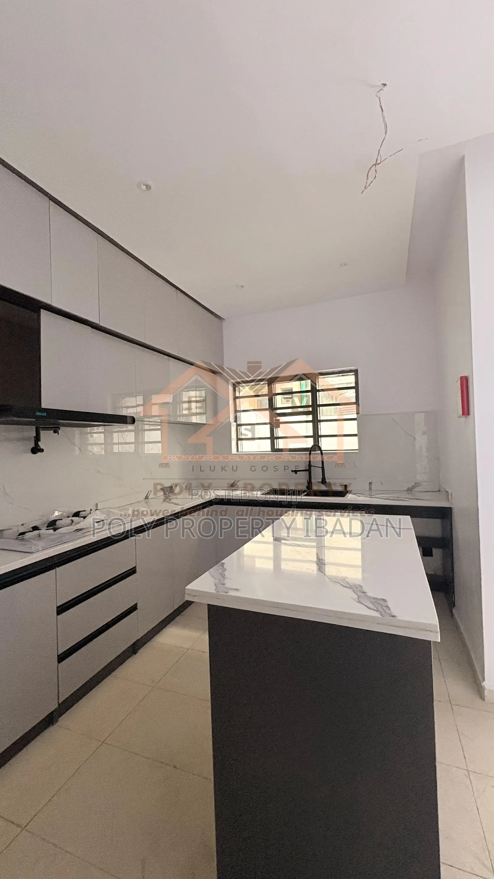 4bdrm Penthouse in Carlton Gate Estate, Ibadan for sale in Ibadan