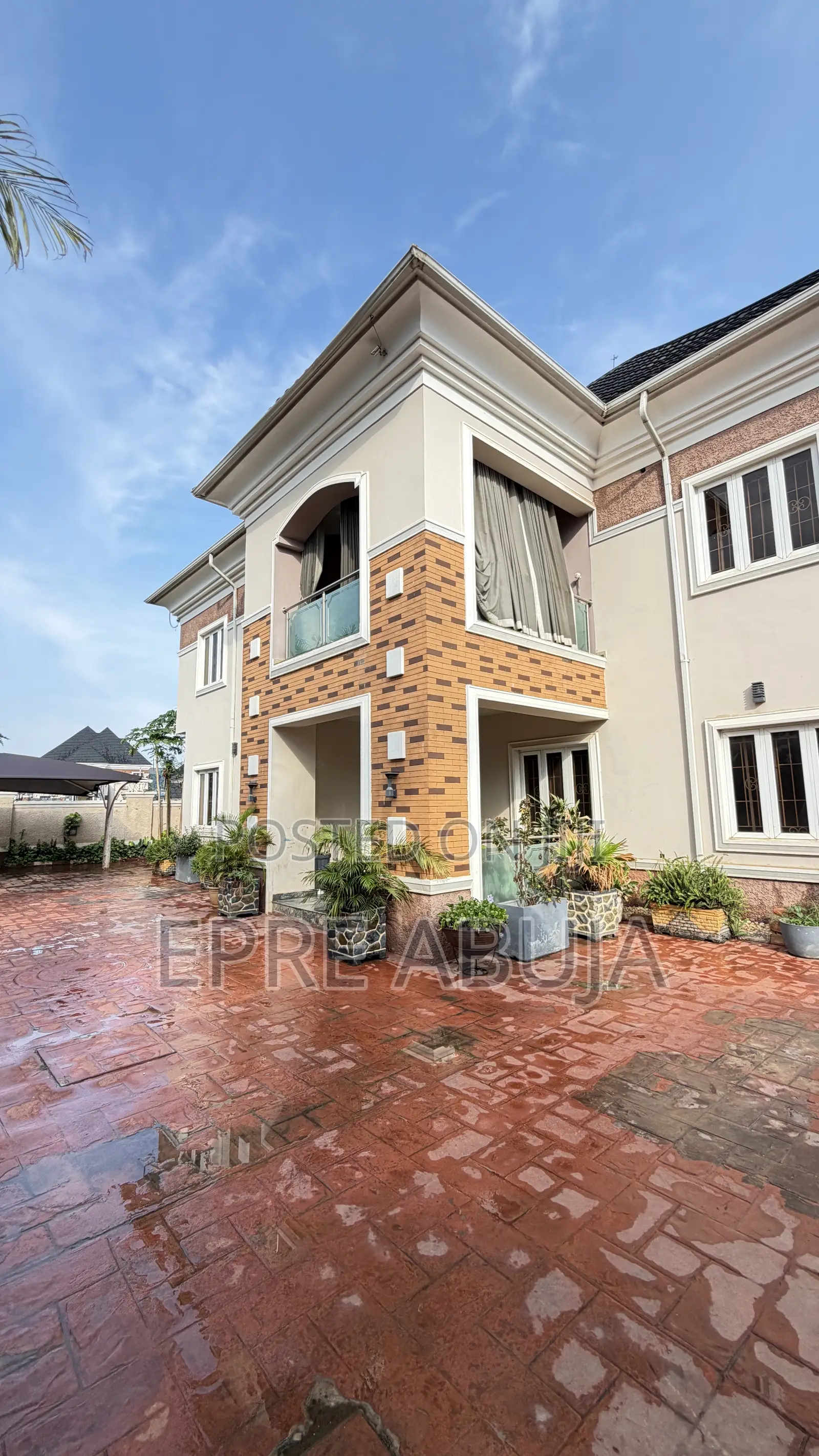 4bdrm Duplex in Apo District for rent in Apo District
