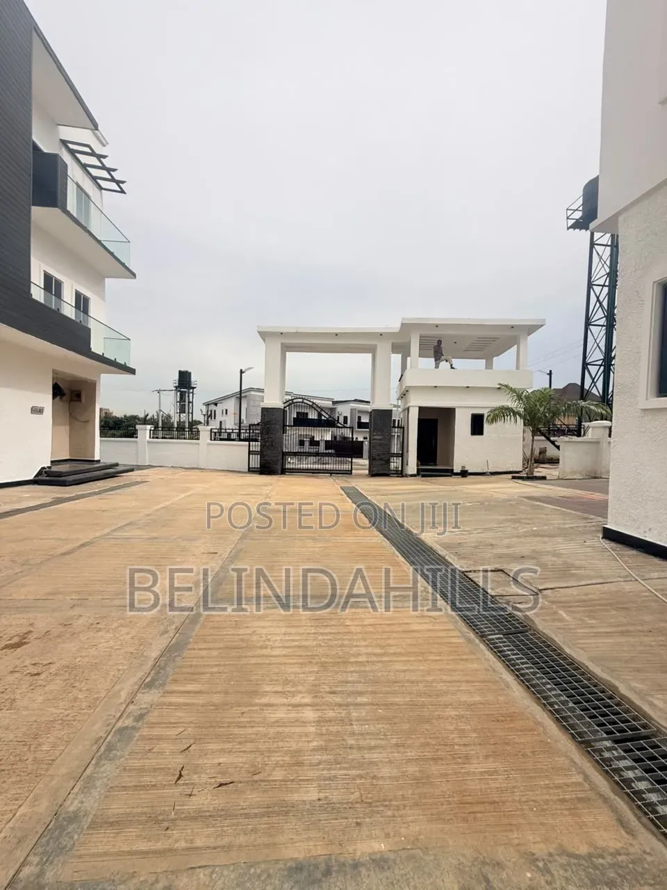 5bdrm Duplex in Kado for sale in Kado