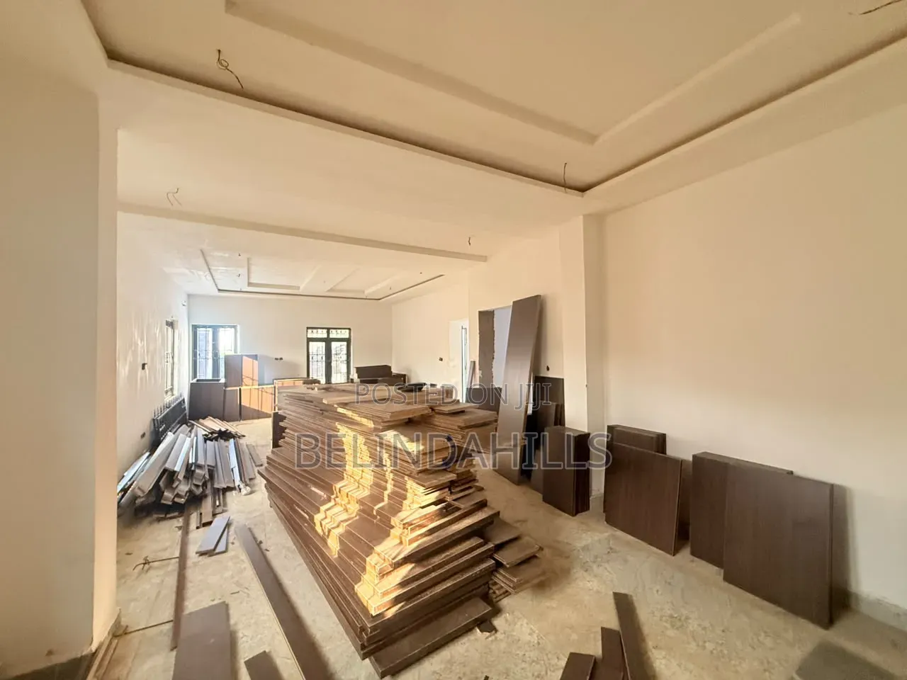 4bdrm Duplex in Apo Resettlement for sale in Apo Resettlement