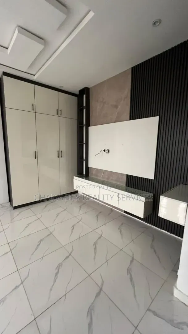 2bdrm Apartment in Igbo-efon for rent in Igbo-efon