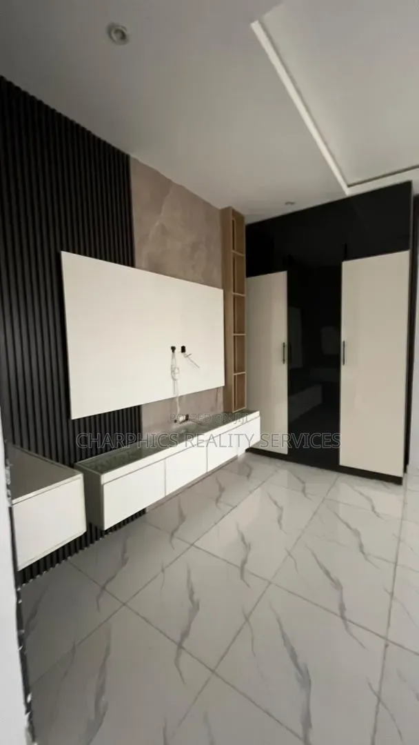 2bdrm Apartment in Igbo-efon for rent in Igbo-efon