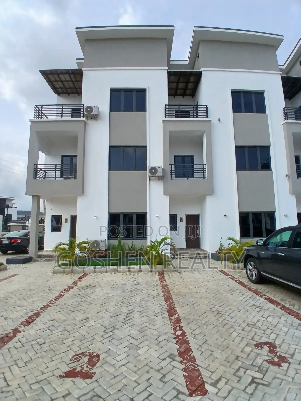 4bdrm Townhouse/Terrace in Jahi for sale in Jahi