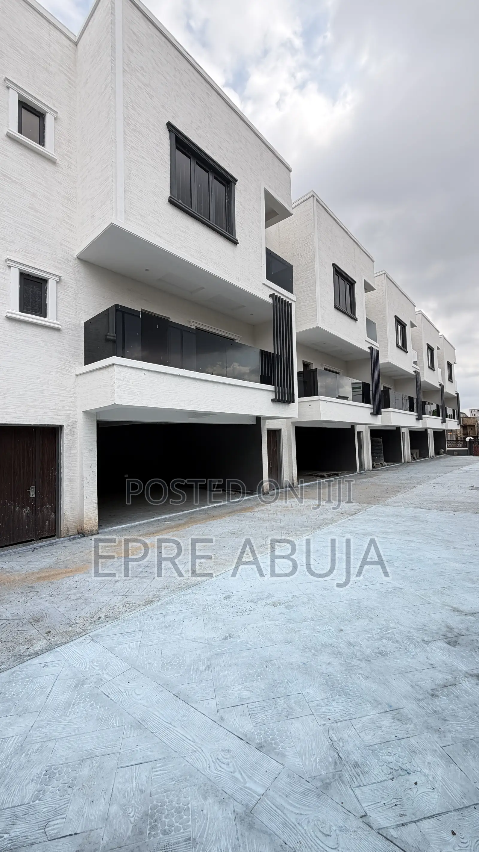 4bdrm Townhouse/Terrace in Guzape District for sale in Guzape District