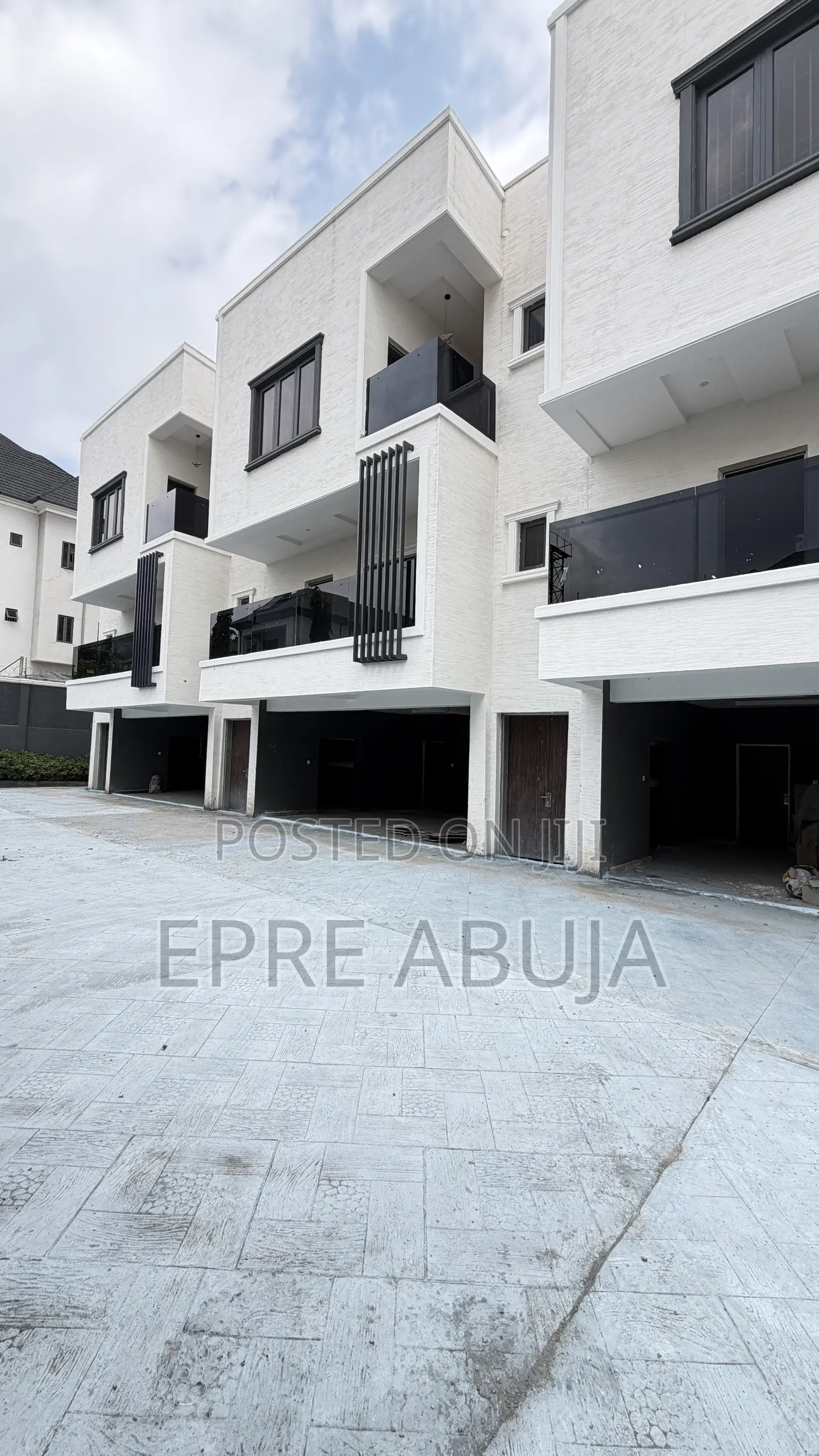 4bdrm Townhouse/Terrace in Guzape District for sale in Guzape District