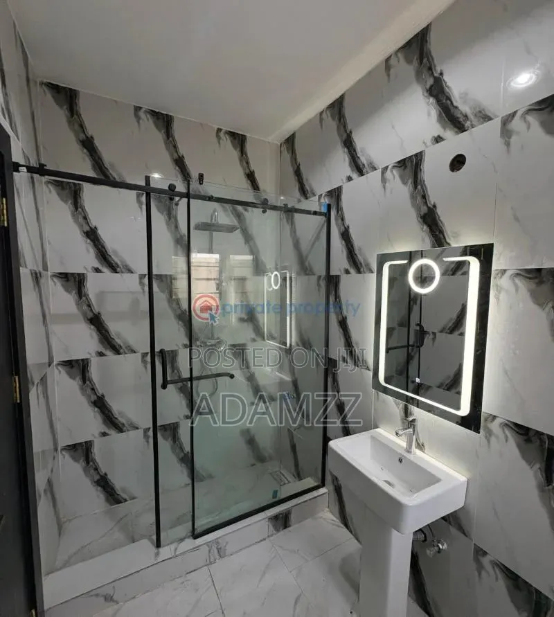 5bdrm Duplex in Helui Estate, Enugu for sale in Enugu