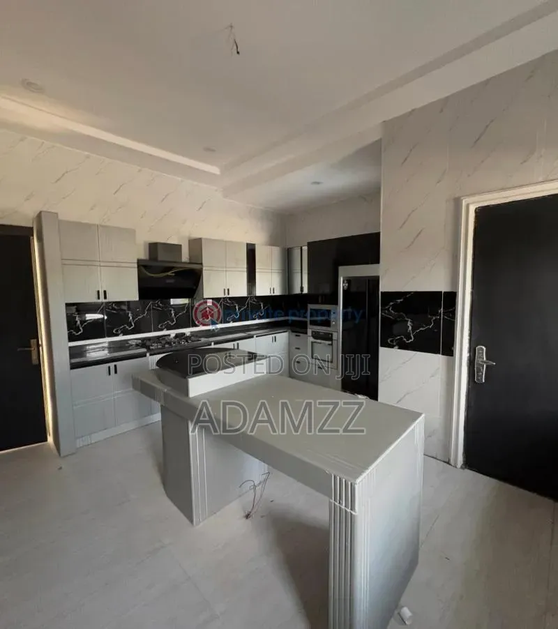5bdrm Duplex in Helui Estate, Enugu for sale in Enugu