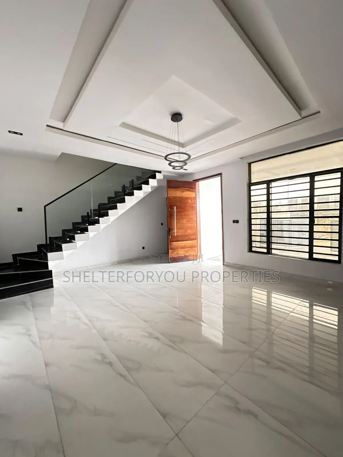 4bdrm Duplex in Ikota for rent in Ikota