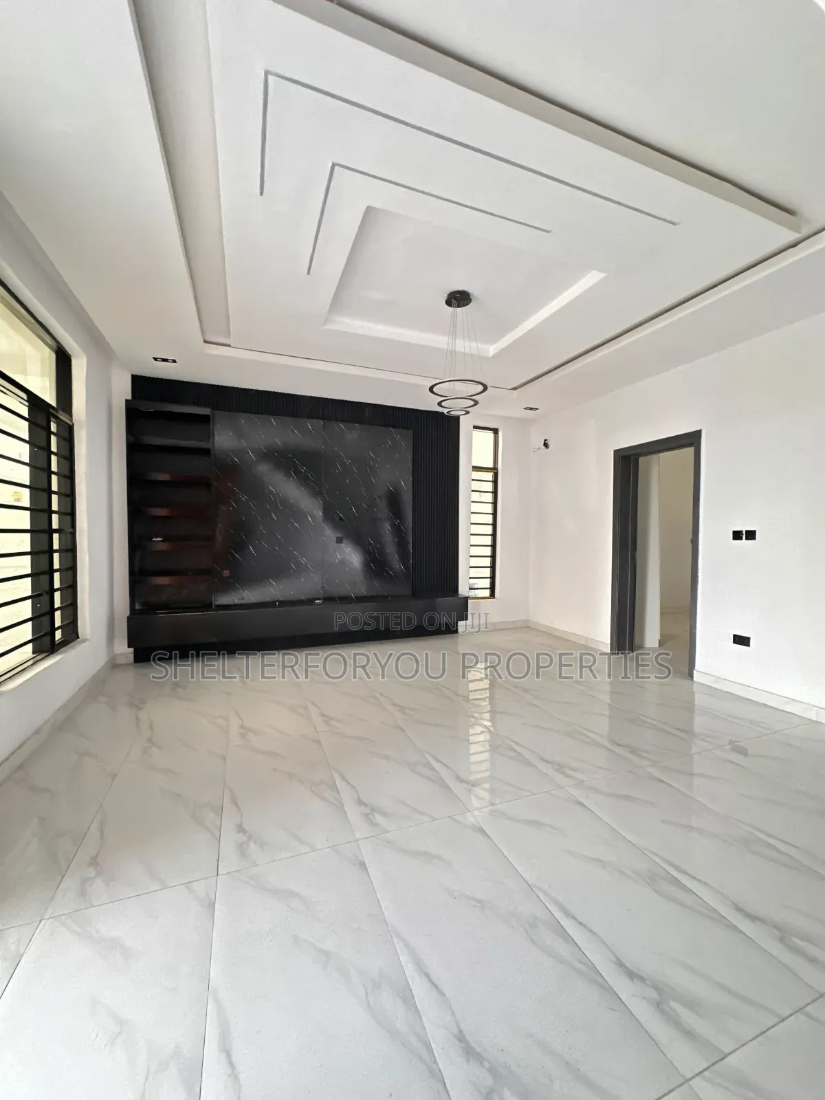 4bdrm Duplex in Ikota for rent in Ikota