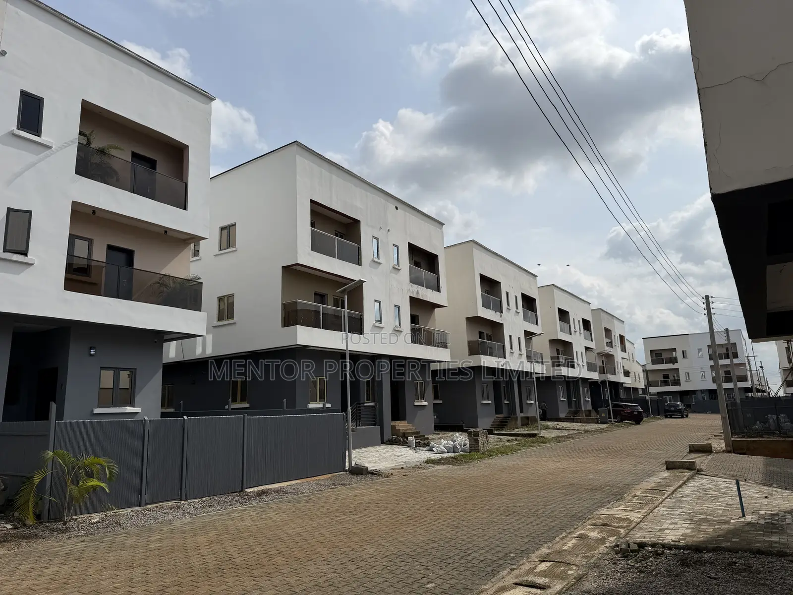 3bdrm Block of Flats in Paradise Estate, Katampe (Main) for rent in Katampe (Main)