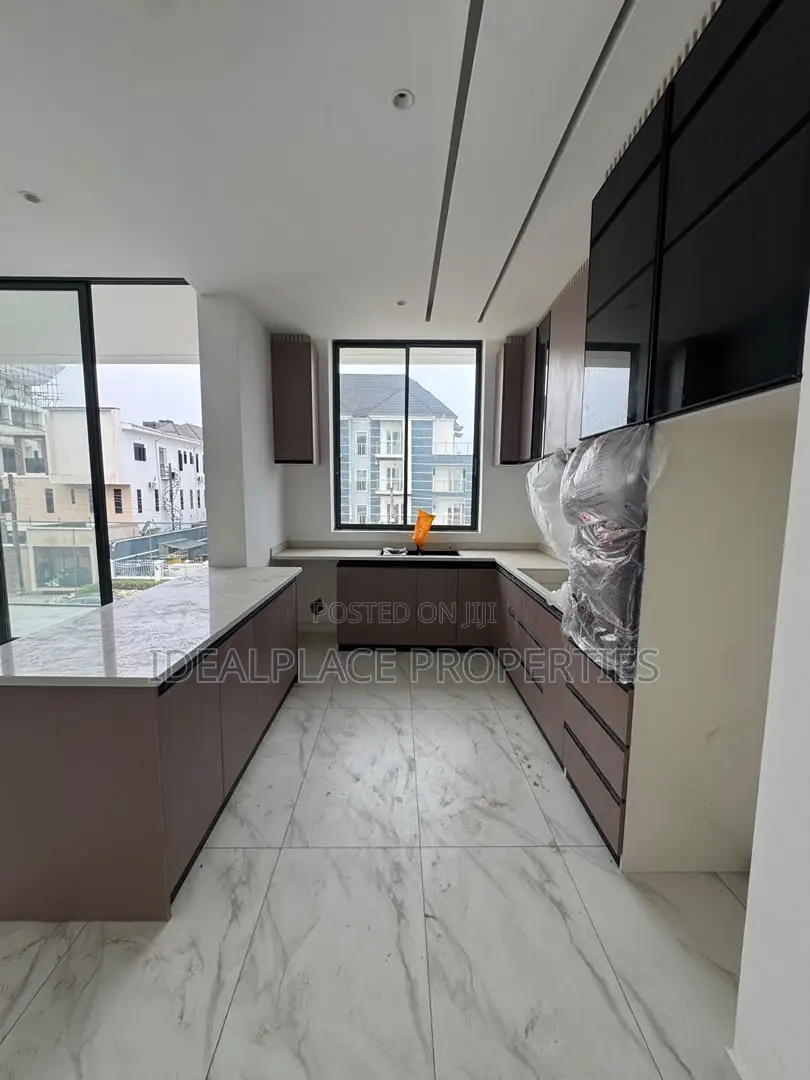 2bdrm Apartment in Lekki Phase 1 for sale in Lekki Phase 1