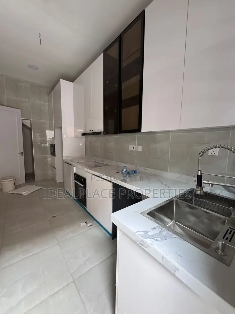 4bdrm Townhouse/Terrace in Victoria Island Extension for sale in Victoria Island Extension