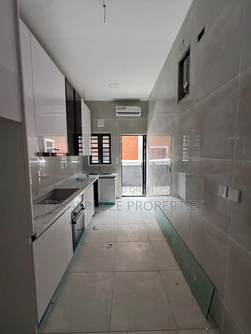 4bdrm Townhouse/Terrace in Victoria Island Extension for sale in Victoria Island Extension