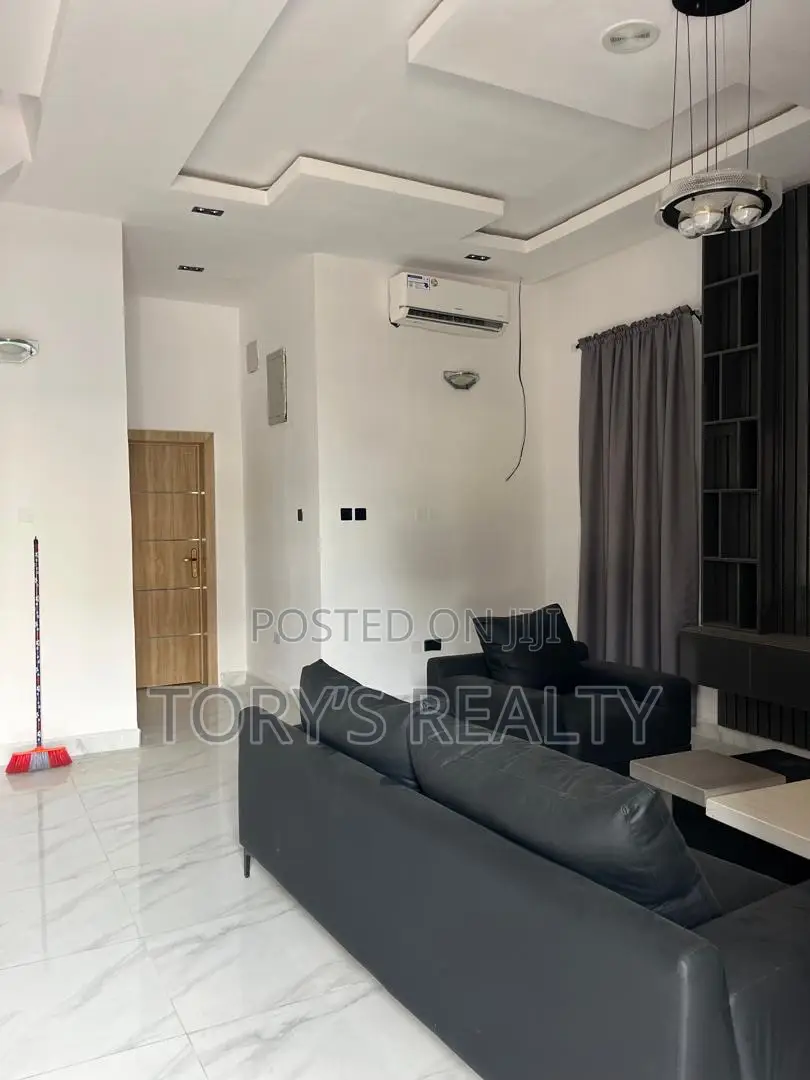 4bdrm Duplex in Sangotedo for sale in Sangotedo