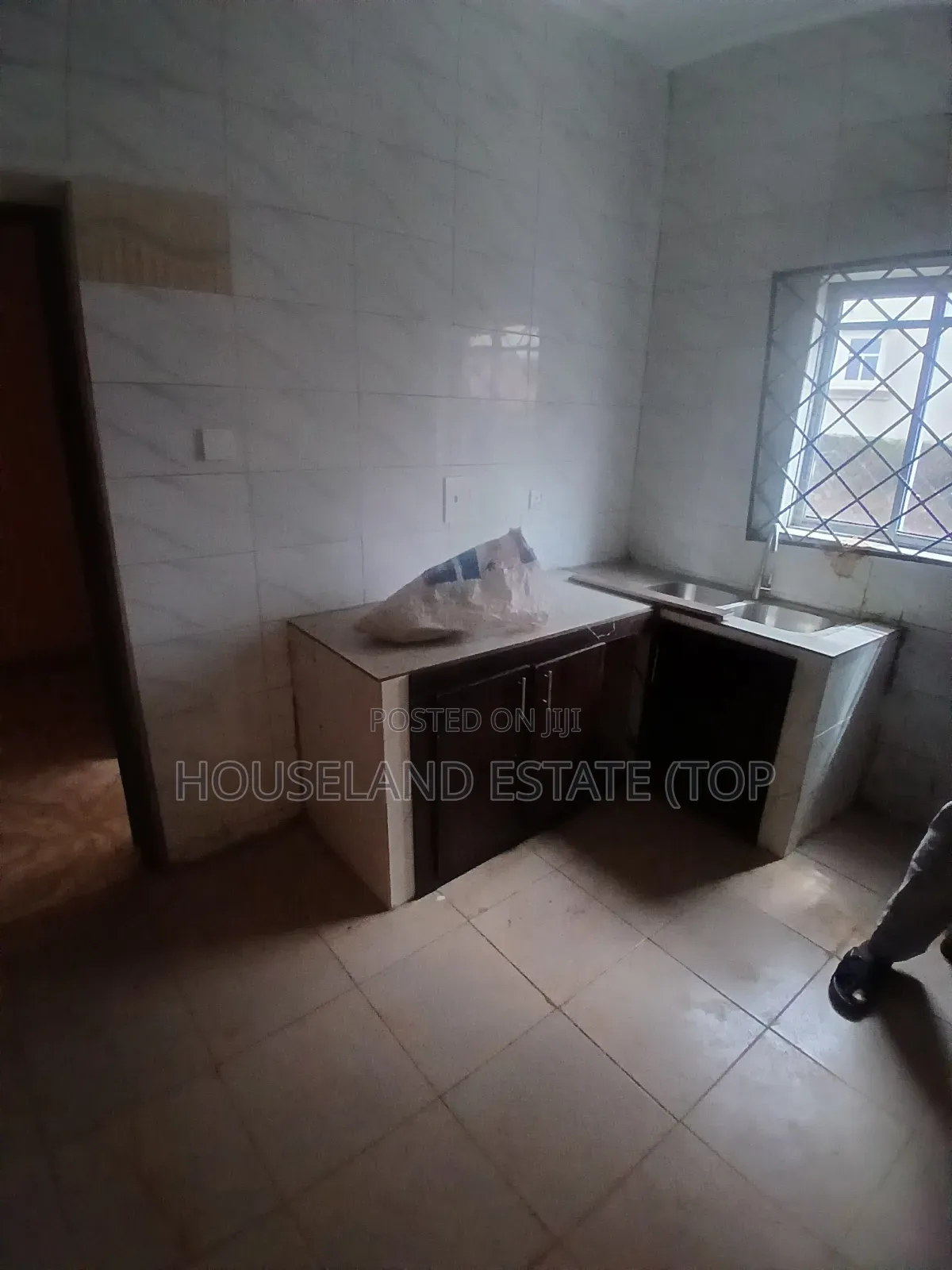 Furnished 1bdrm Room & Parlour in Houseland Real, Benin City for rent in Benin City