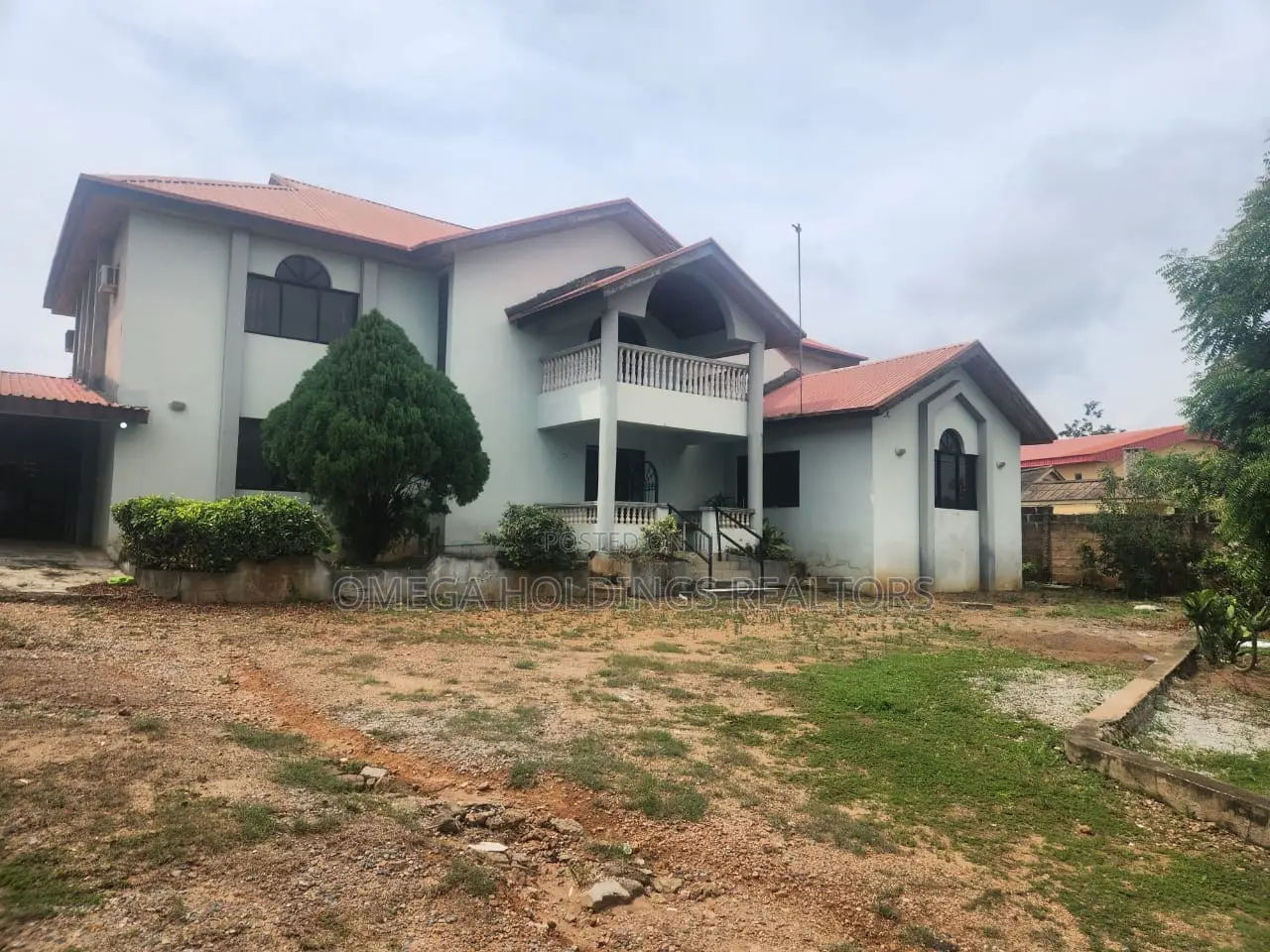 Commercial/Mixed Use Property for Sale in Agodi
