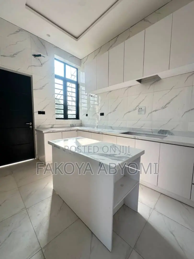 3bdrm Duplex in Orchid, Lekki Phase 2 for sale in Lekki Phase 2