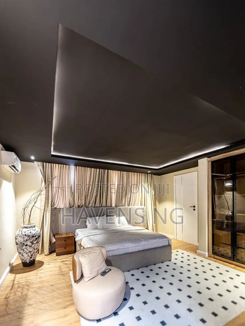 Exquisite 1-Bedroom Apartment With Premium Amenities in Lekki Phase 1
